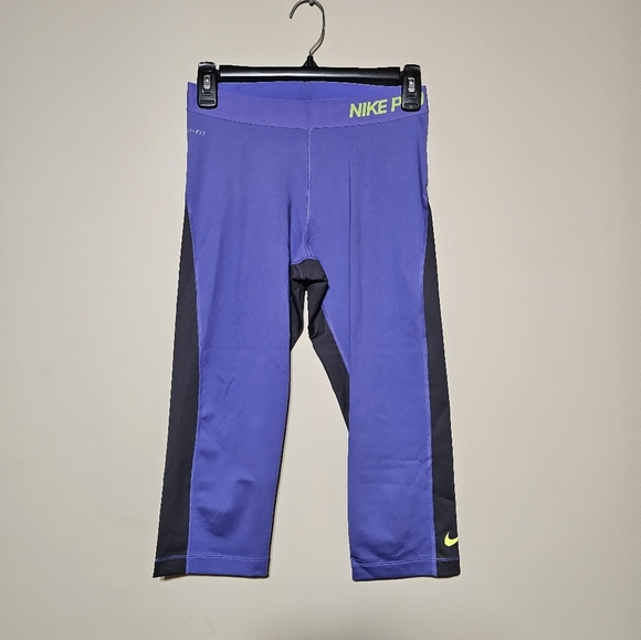 Nike Pro Dri Fit Capri Legging Women's Size Small Running Yoga Active Athletic - Picture 1 of 8